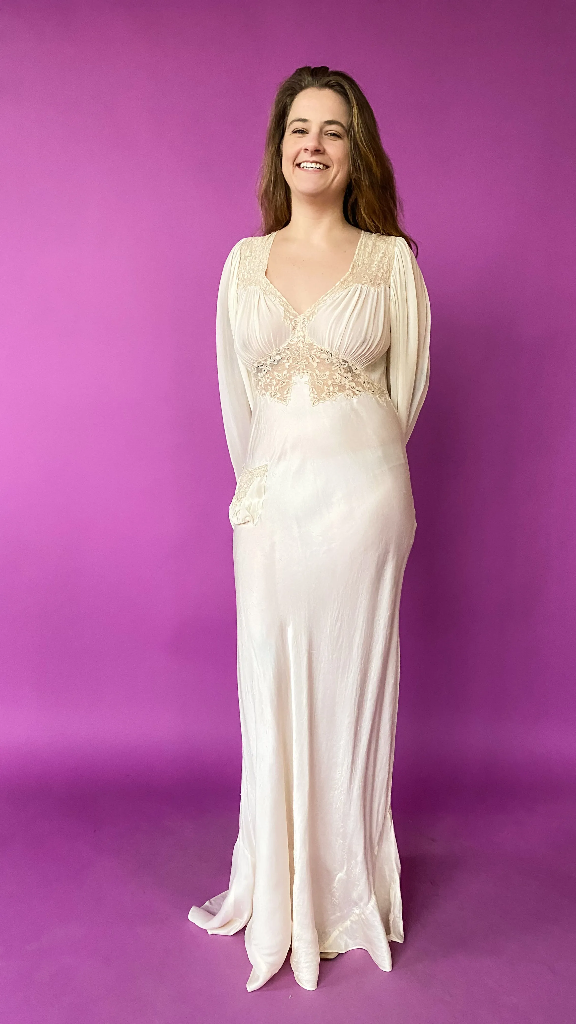 1930s Romantic Ivory Lace Gown, sz. S