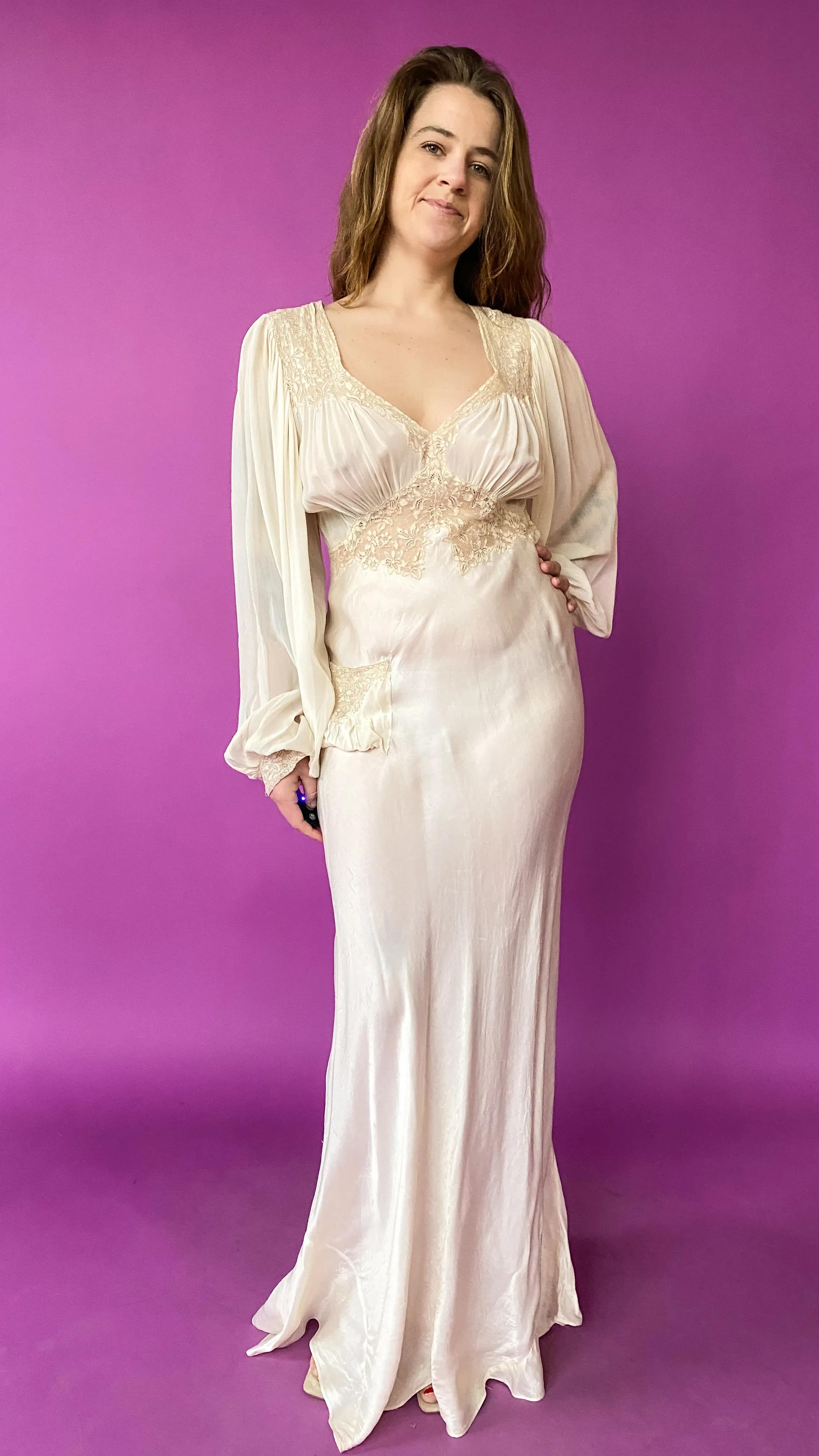 1930s Romantic Ivory Lace Gown, sz. S