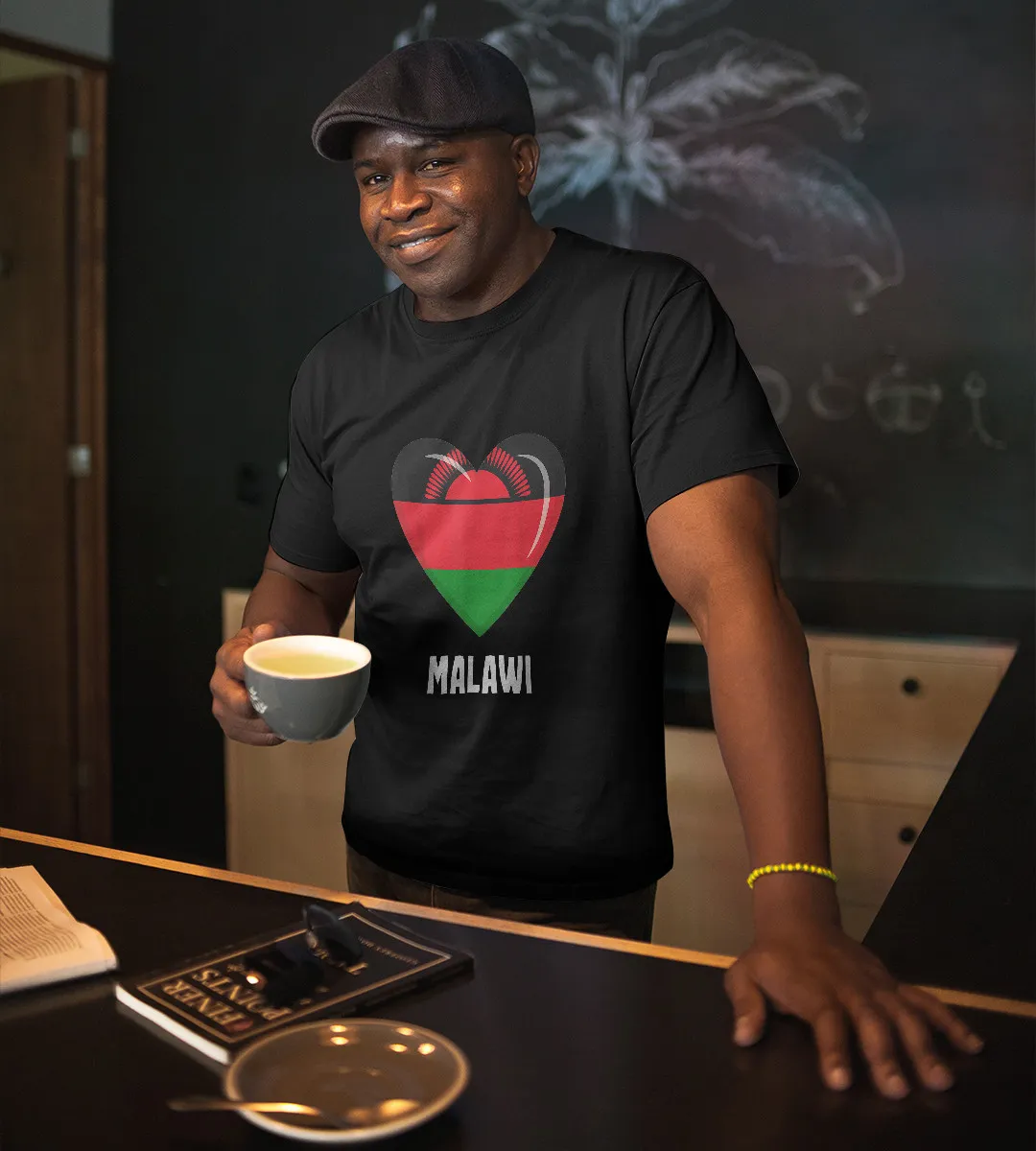 1sttheworld T-Shirt - Heart Malawi Flag T-Shirt Black A35