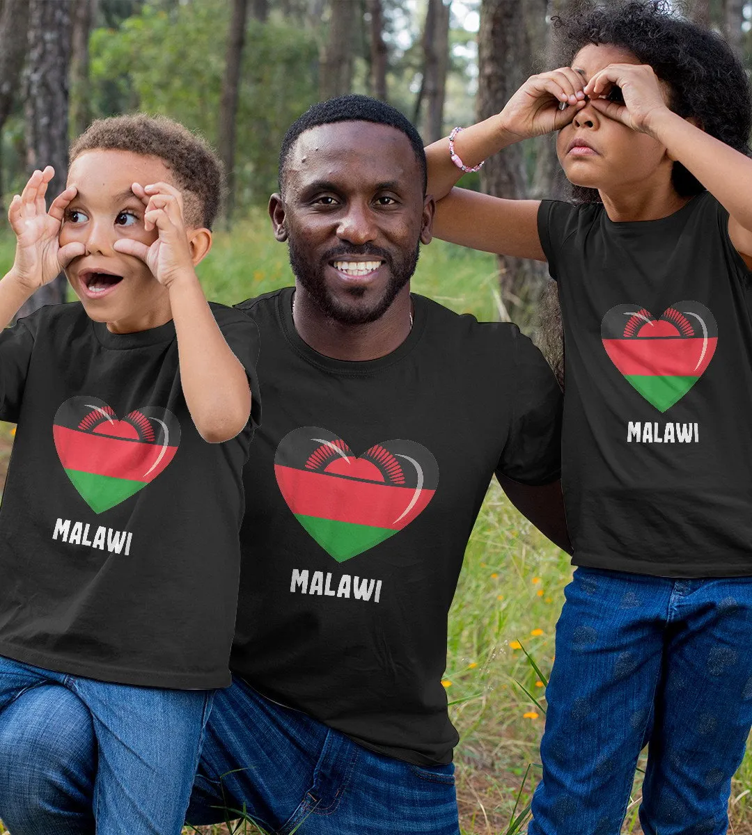 1sttheworld T-Shirt - Heart Malawi Flag T-Shirt Black A35