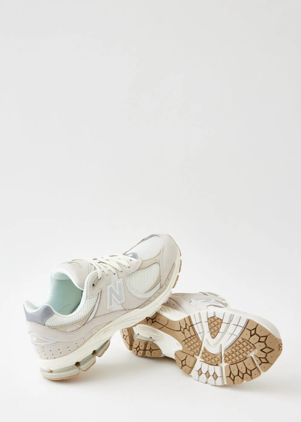 2002RAA 'Linen Fog' Sneakers