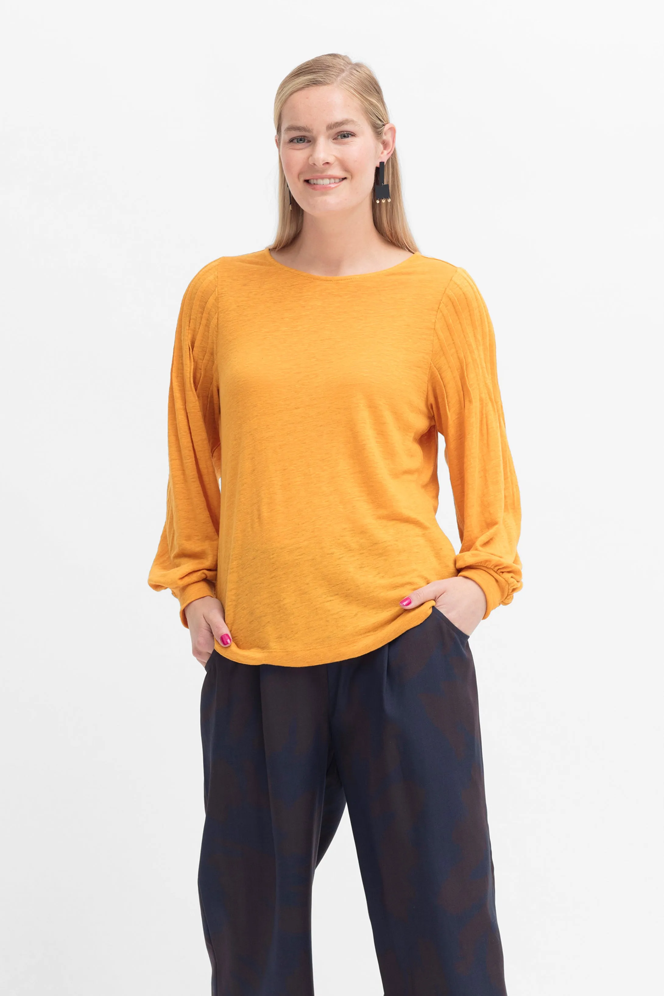 Darja Linen Tshirt