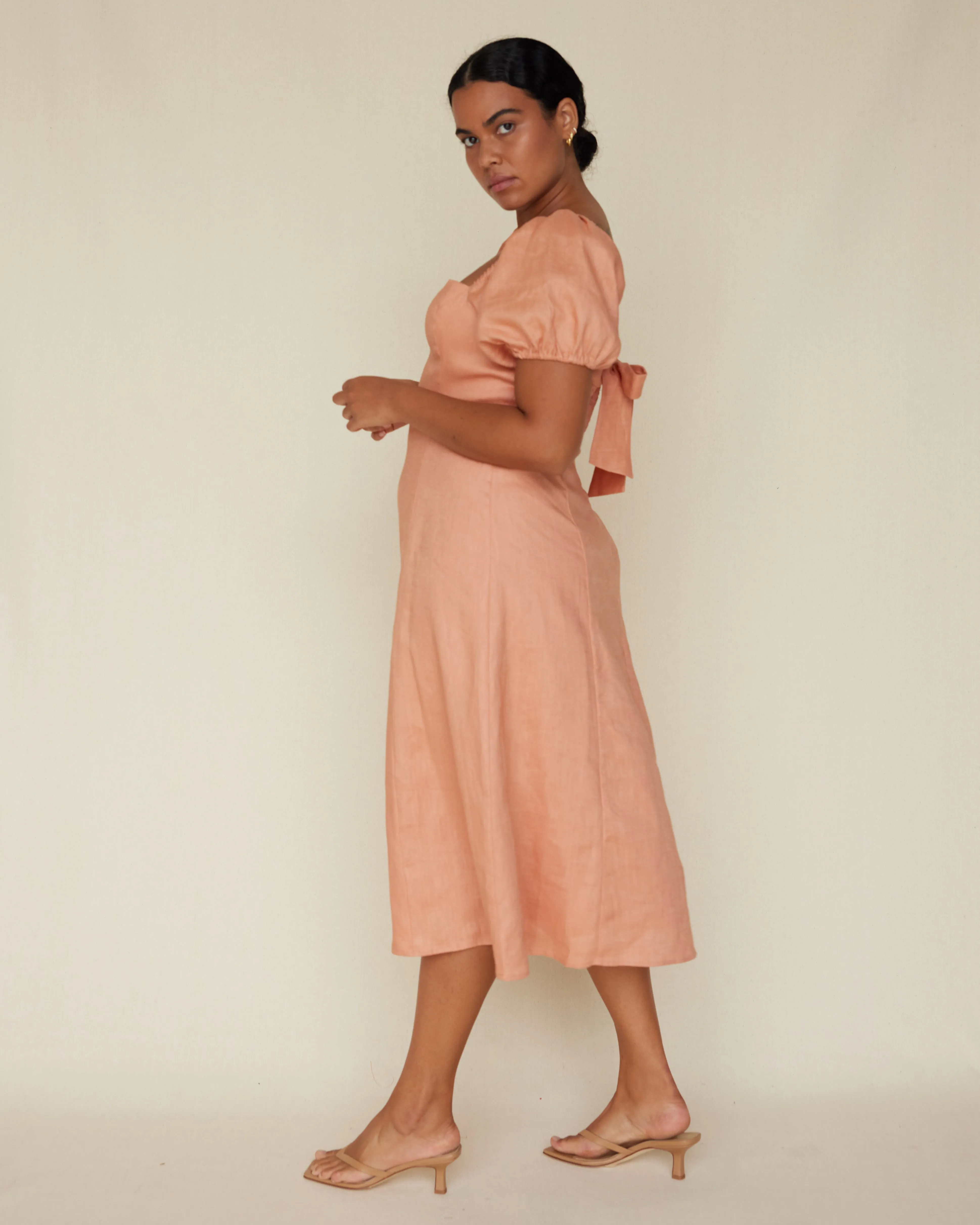 Muse Linen Dress - Apricot