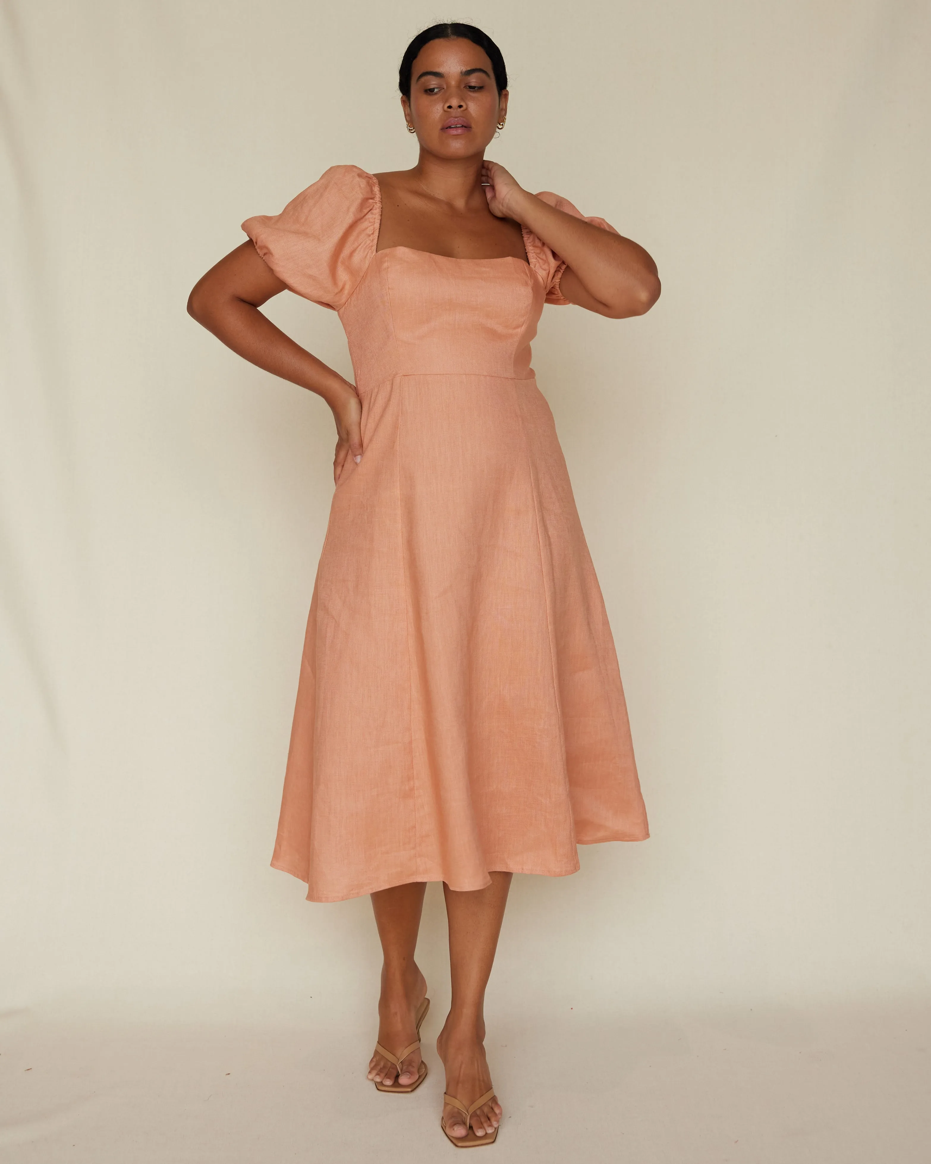 Muse Linen Dress - Apricot