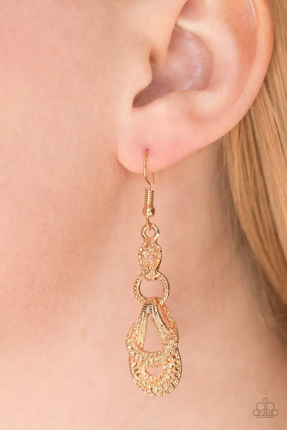 Paparazzi Accessories  - Romantic Radiance #E99 Peg - Gold Earrings