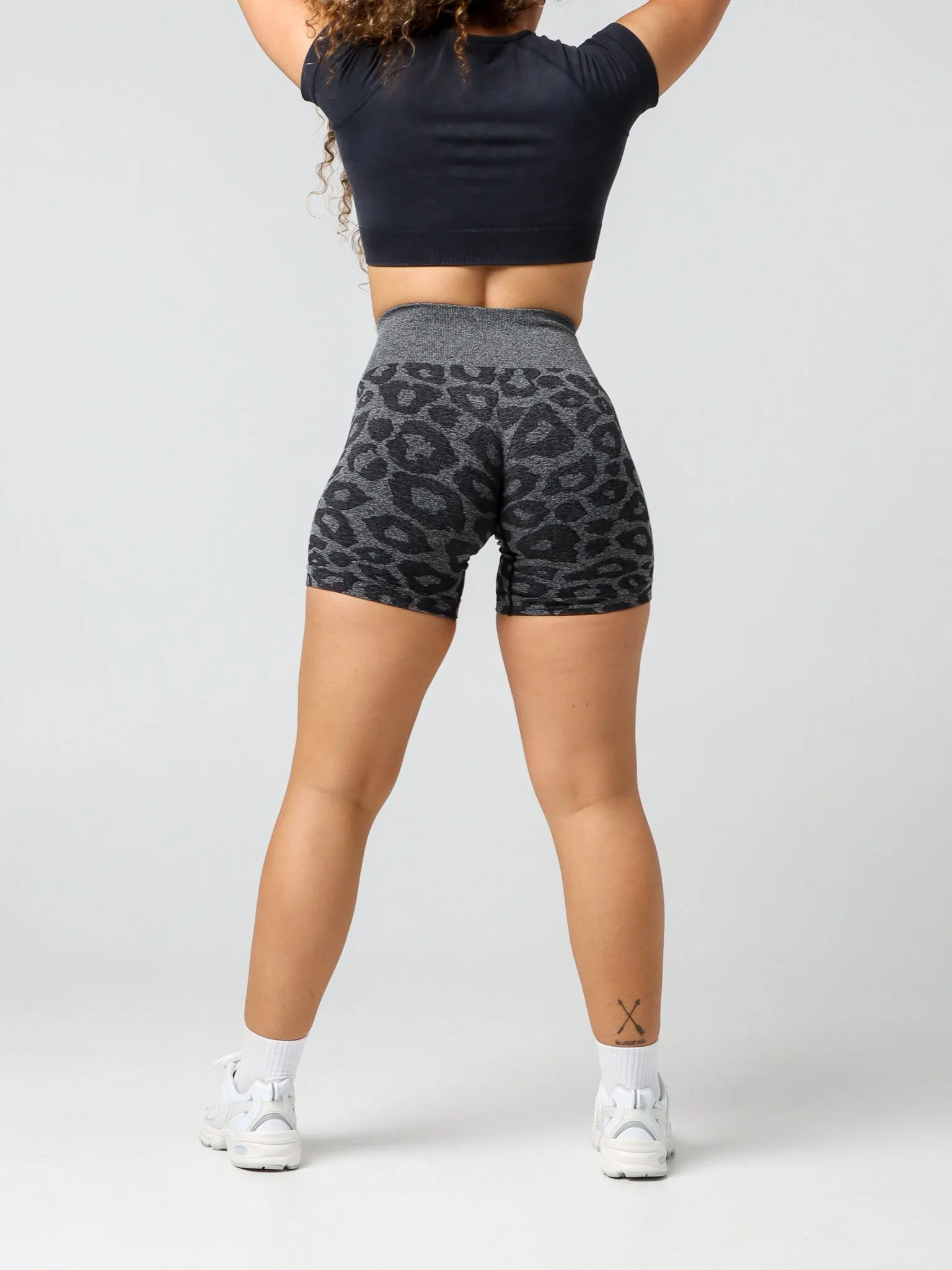 Seamless Leopard Shorts