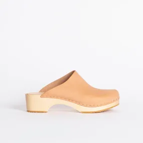 Worker clog in natural